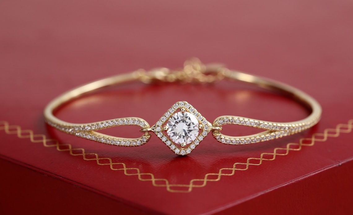 Bracelet montre-bracelet pour femme rose/argent dames cristal mode luxe  quartz | eBay
